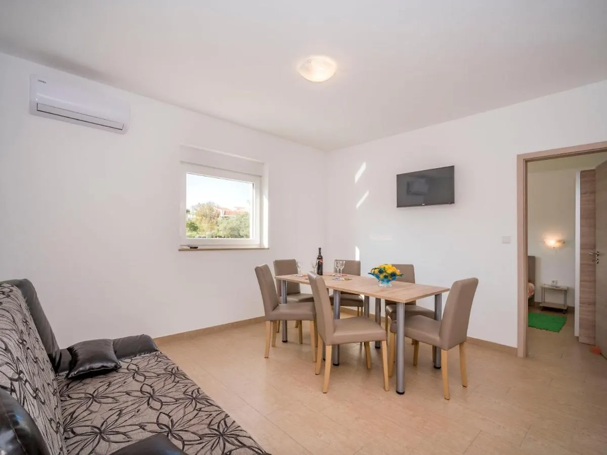 Apartment B&B-4 By Interhome Ližnjan