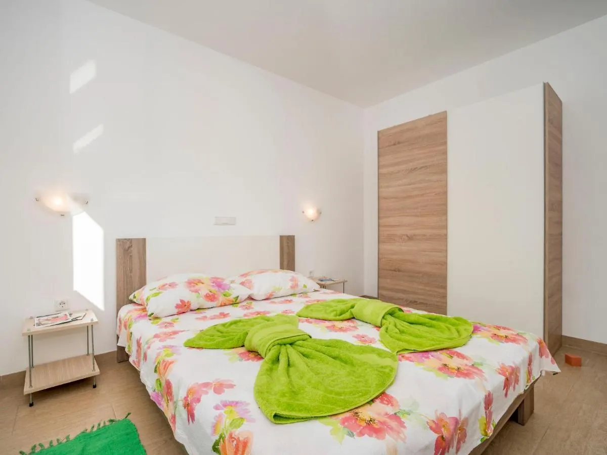 Apartment B&B-4 By Interhome Liznjan Croatia